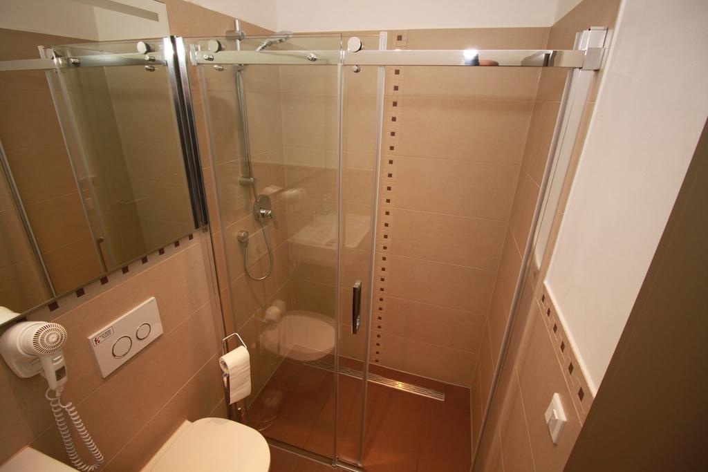 Slamba Hostel Аугсбург Номер фото
